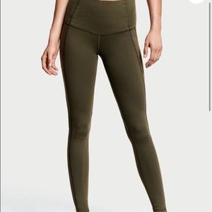 Victoria’s Secret VSX Sport Green Knockout Pocket Legging